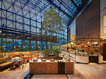 Clove, SwissĂ´tel The Stamford