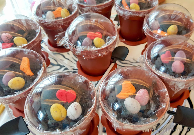 Favours and goodies 5