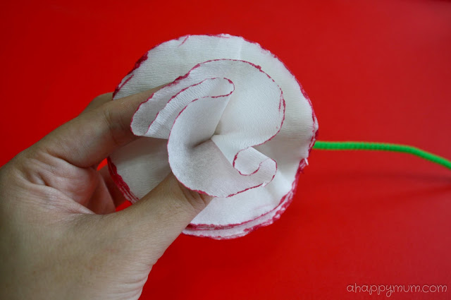 DIY Paper Carnations