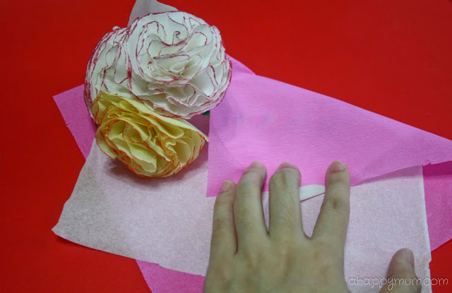 DIY Paper Carnations