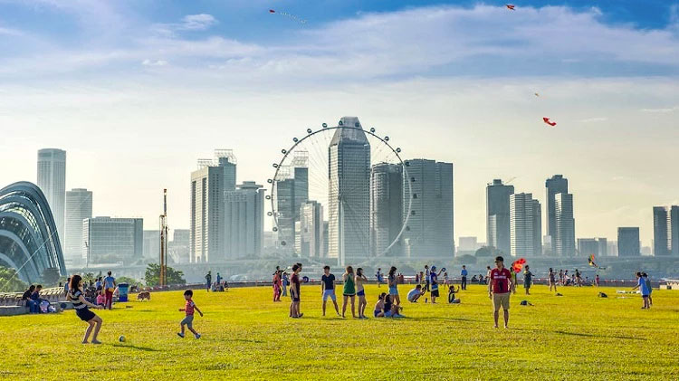 10+ Great Places for a Stunning View of National Day 2019 Fireworks - Marina Barrage